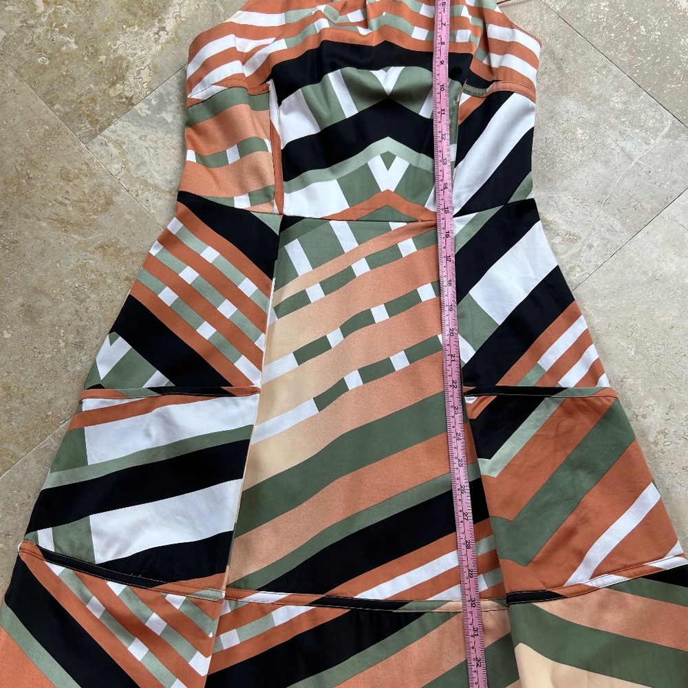 Jessica Simpson Dress, Brand New, Size 8, Backless, Adjustable Halter - Picture 7 of 16